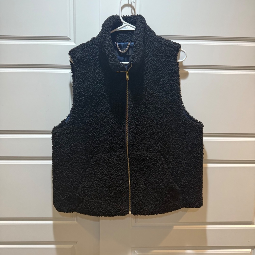 J.Crew Faux Fur Sherpa Vest Sleeveless Full Zip Cozy Black‎ Medium